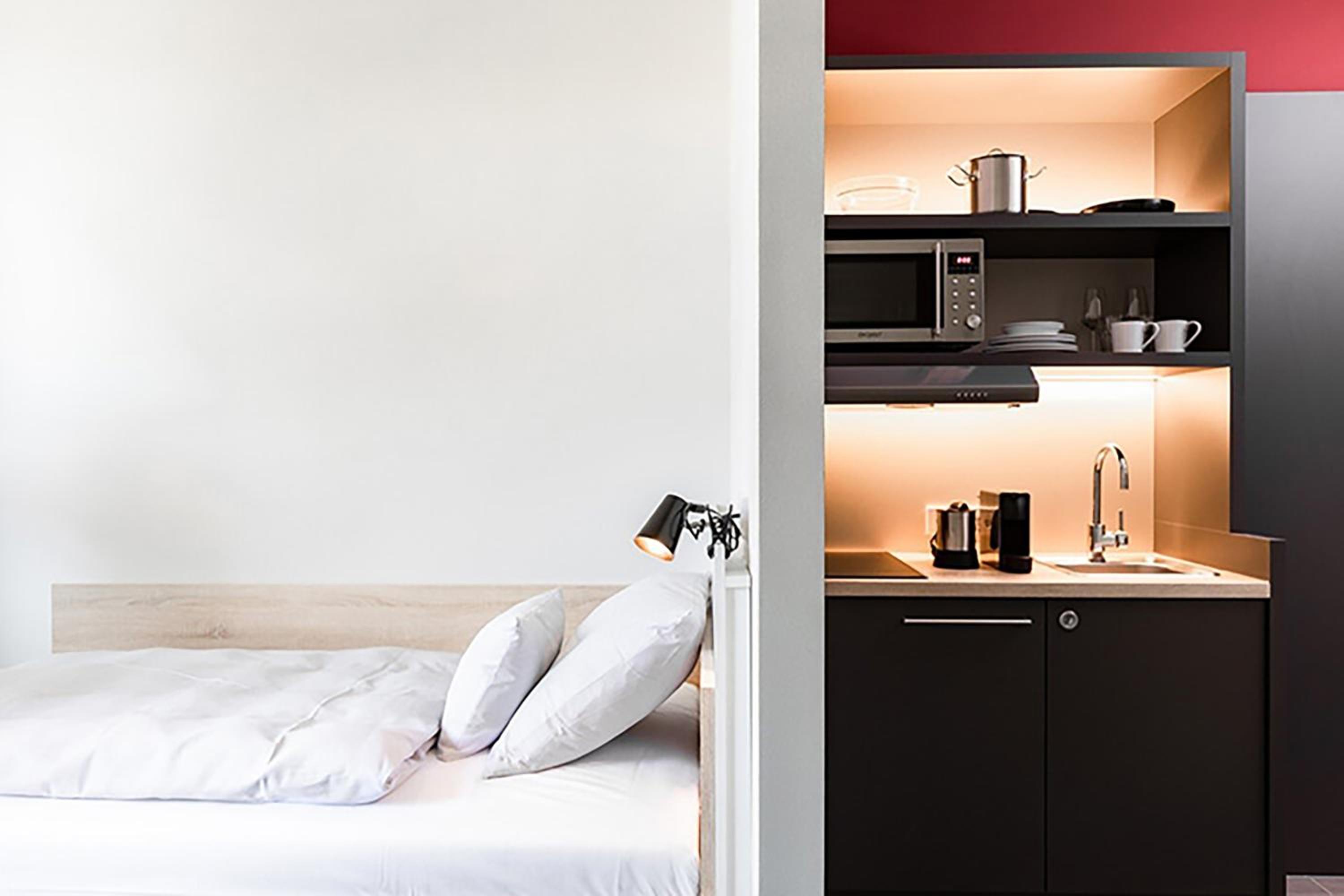 hotel room