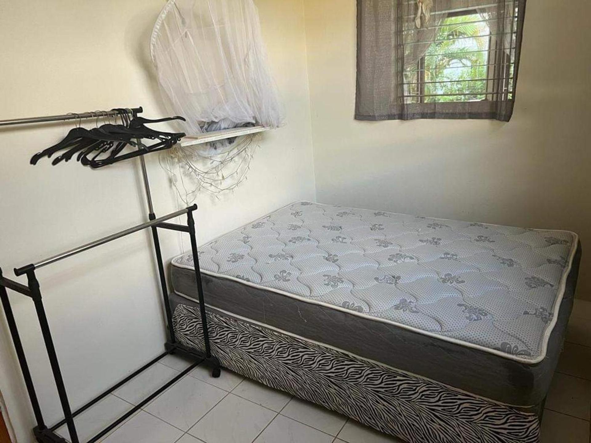 Charming 2-Bed Villa in The Garden