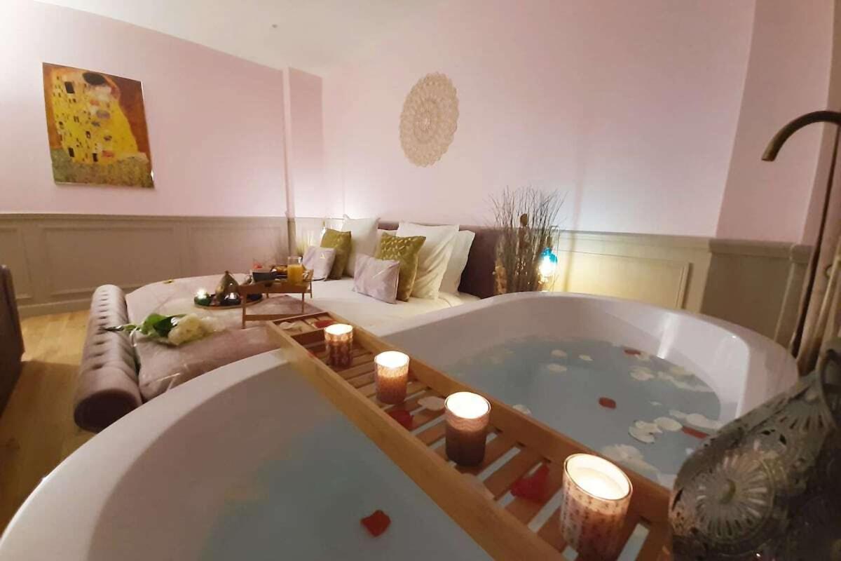 Luxury Suite Paris Republique