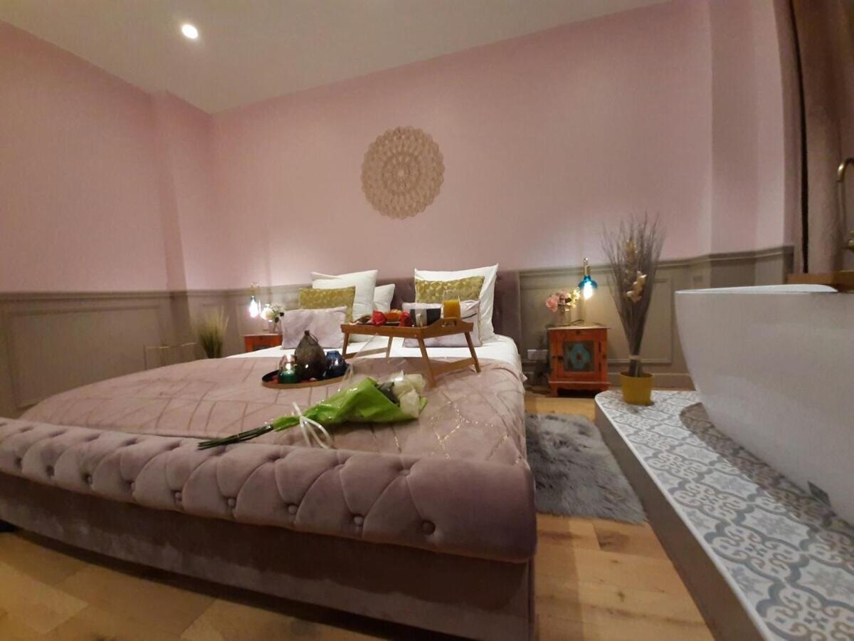 Luxury Suite Paris Republique