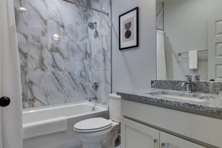 Photo 82