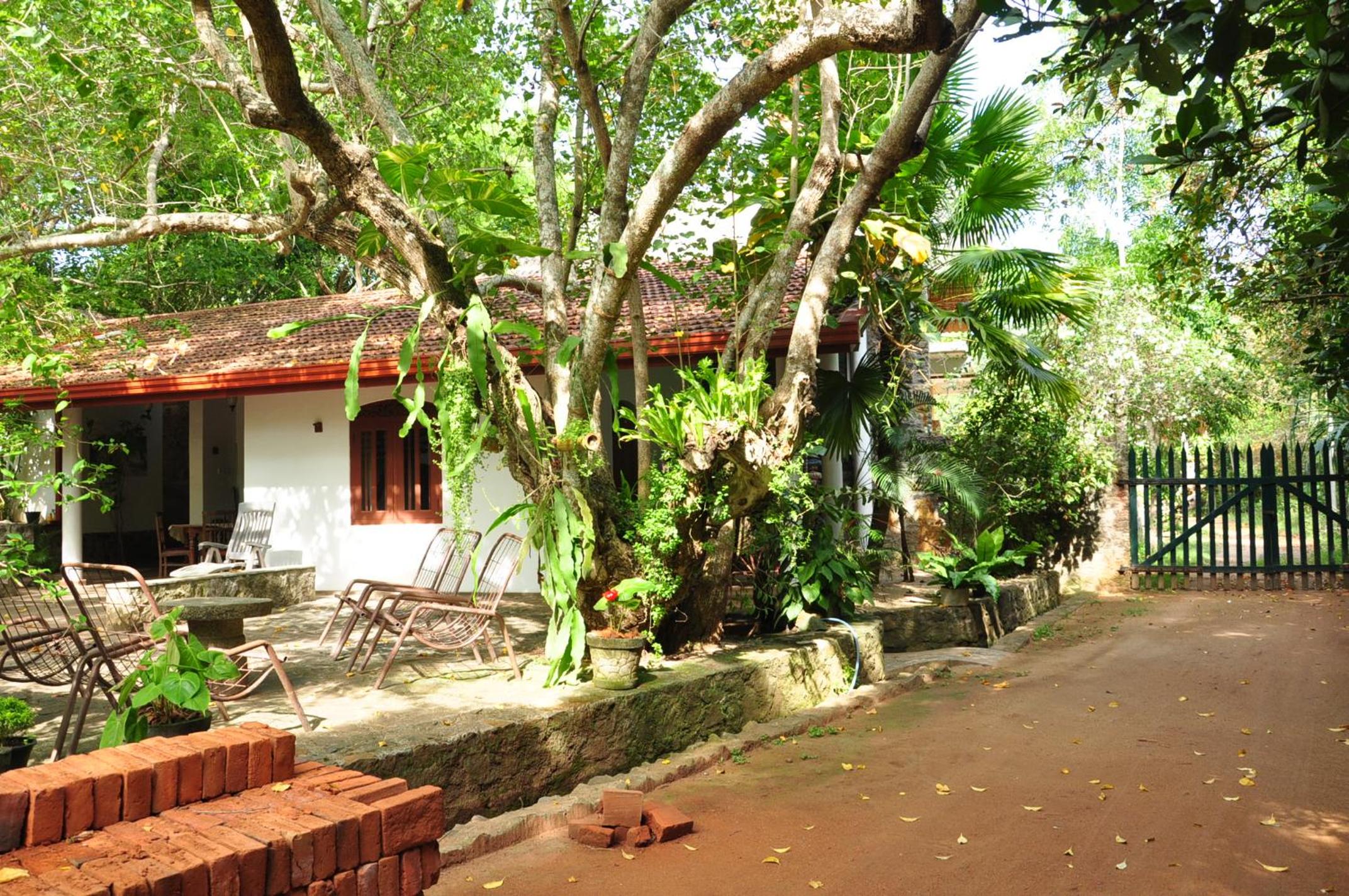 The Waves Beach Chalets