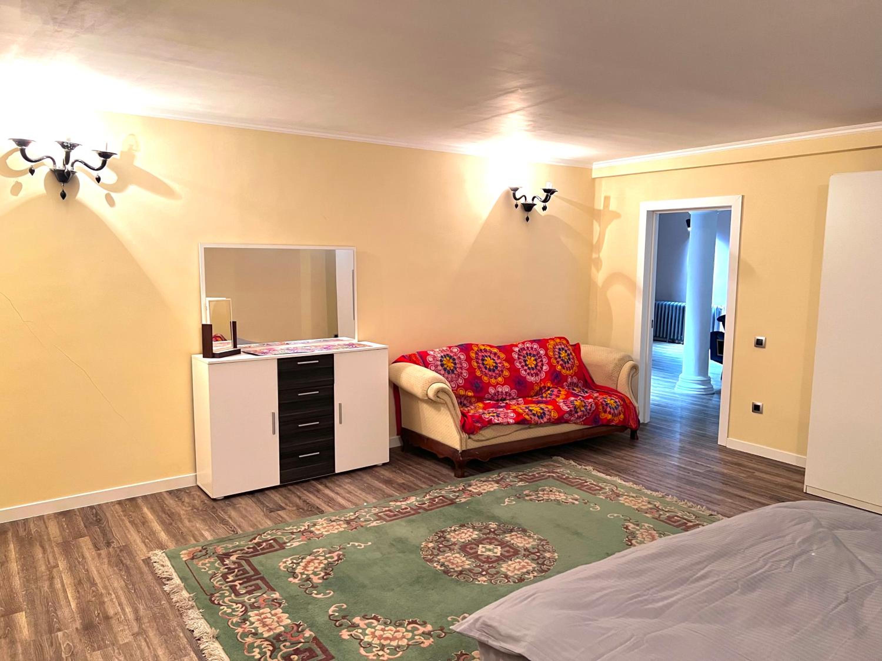 Star Apartment