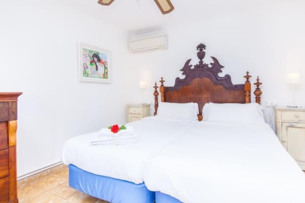 CAMP DE SON LLEMPAIES - SON TARONGER, finca for 12 view 5