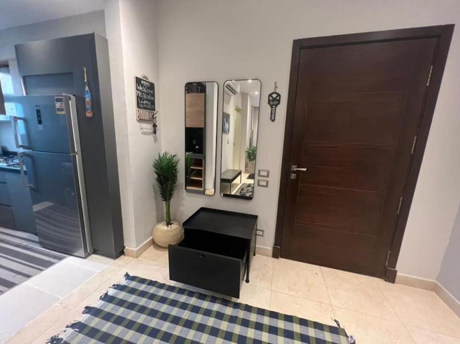 Luxury 1BR with Garden