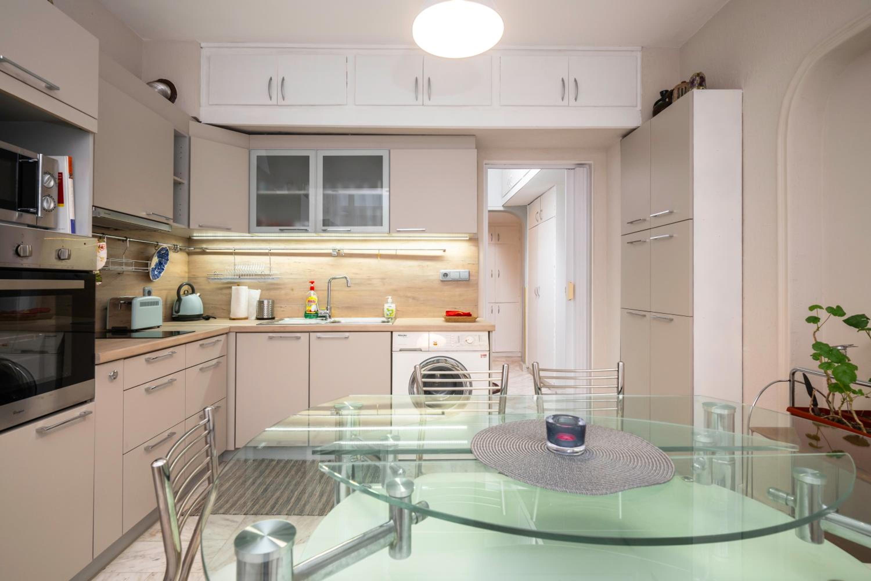 Cozy Apartment near Vitosha Street by Flat Mаnager