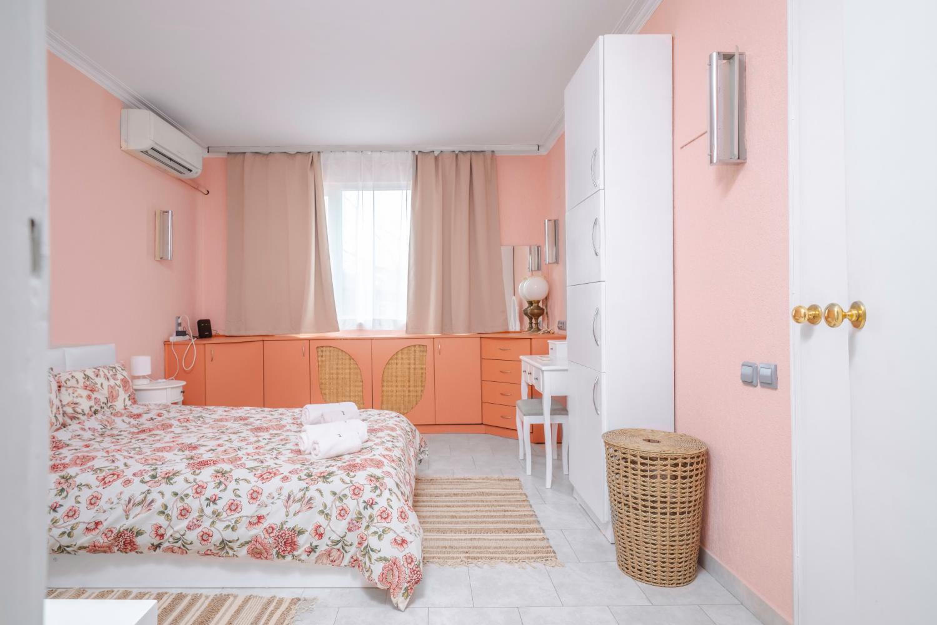 Cozy Apartment near Vitosha Street by Flat Mаnager
