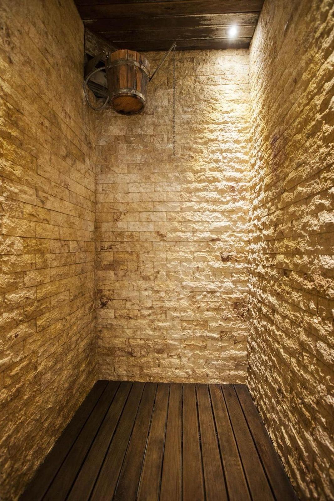 Photo 48