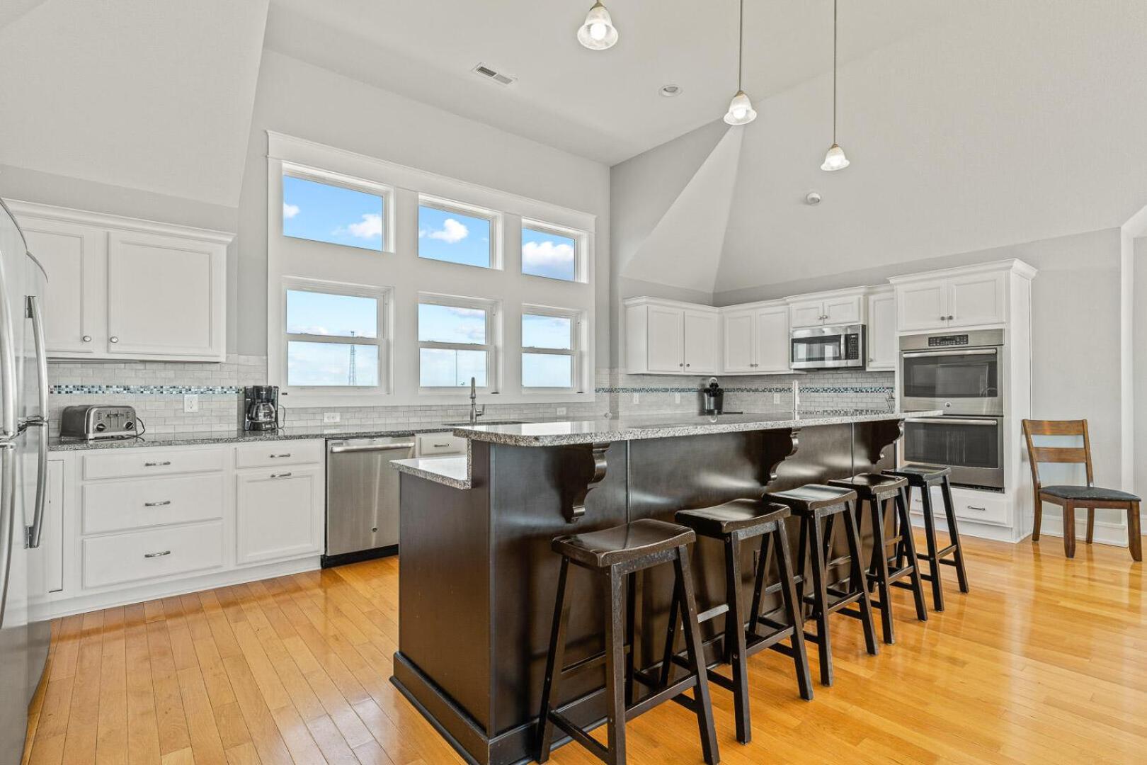 Surfside Retreat 7 Bedroom by KEES Vacations view 5