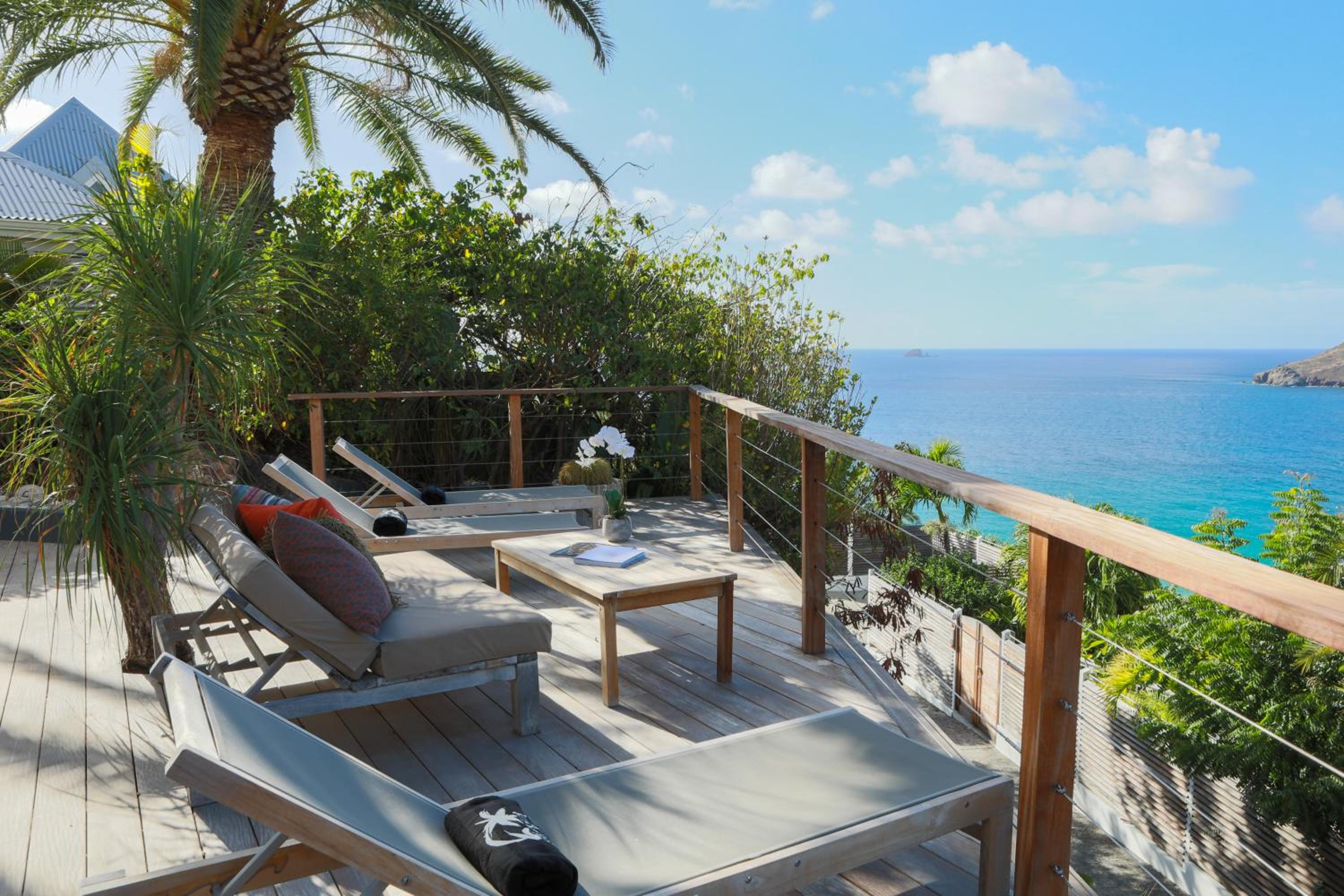 Pearl's Roc Villa
