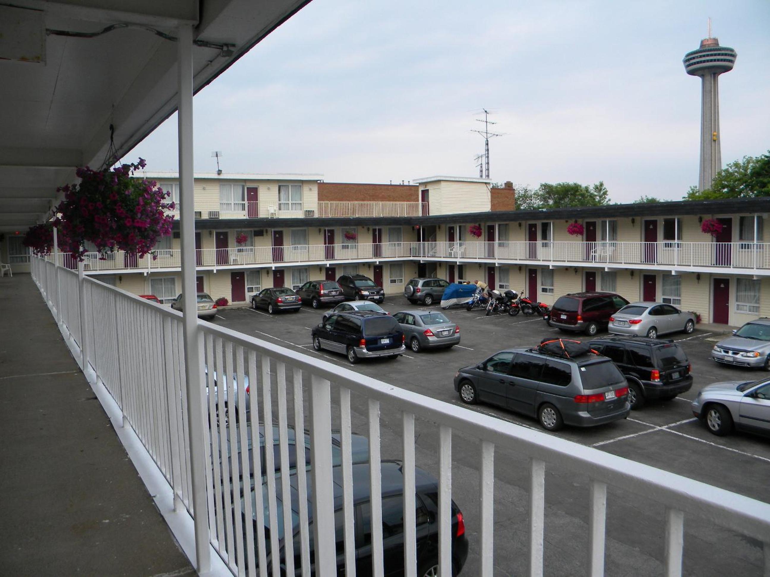 Fairway Inn by the Falls