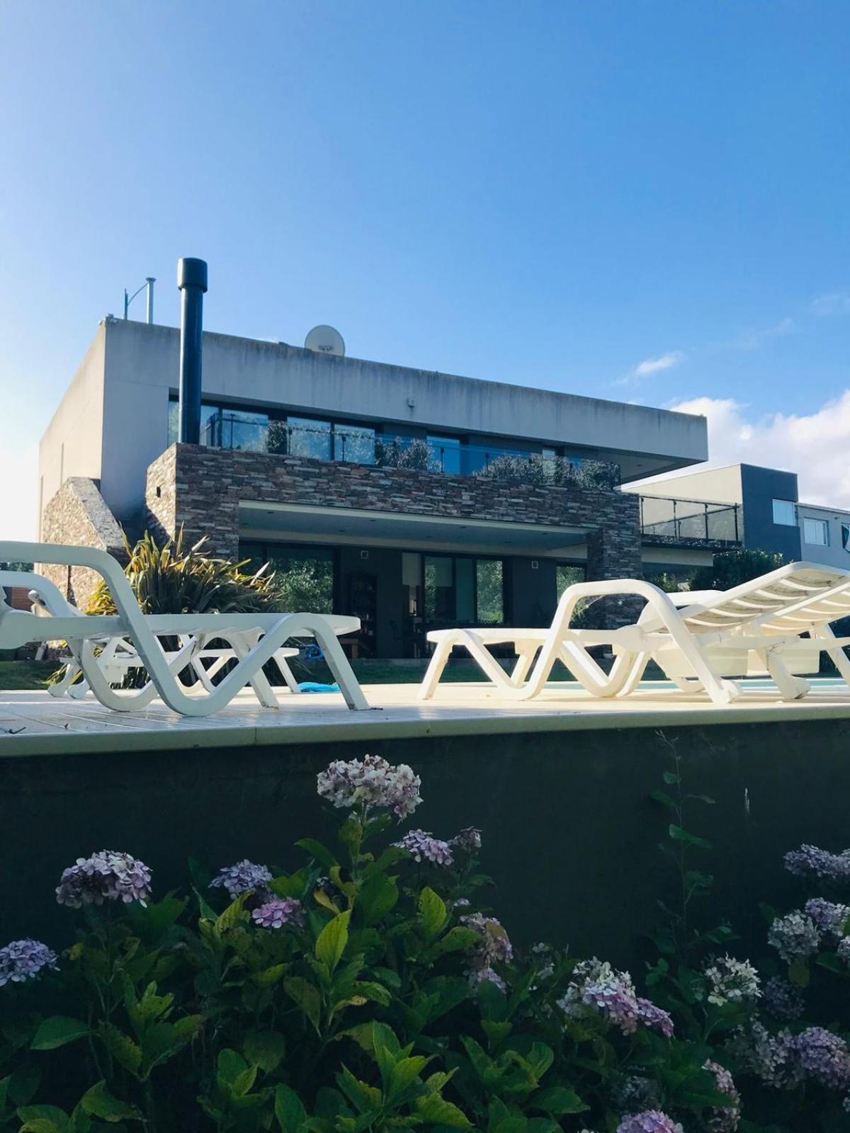 CASA IDEAL FAMILIA EN RUMENCÓ