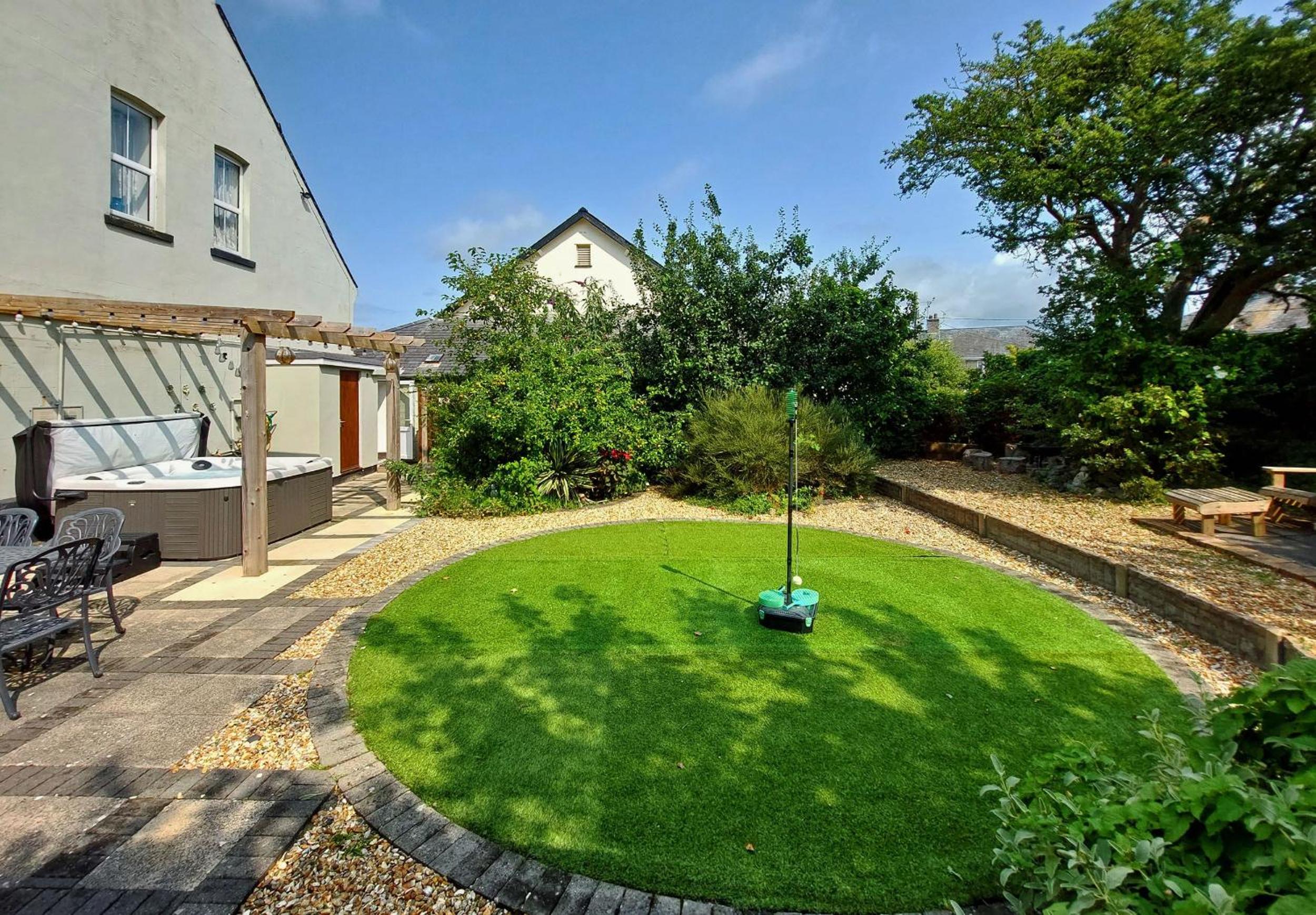 Ty Capel in Tywyn view 5