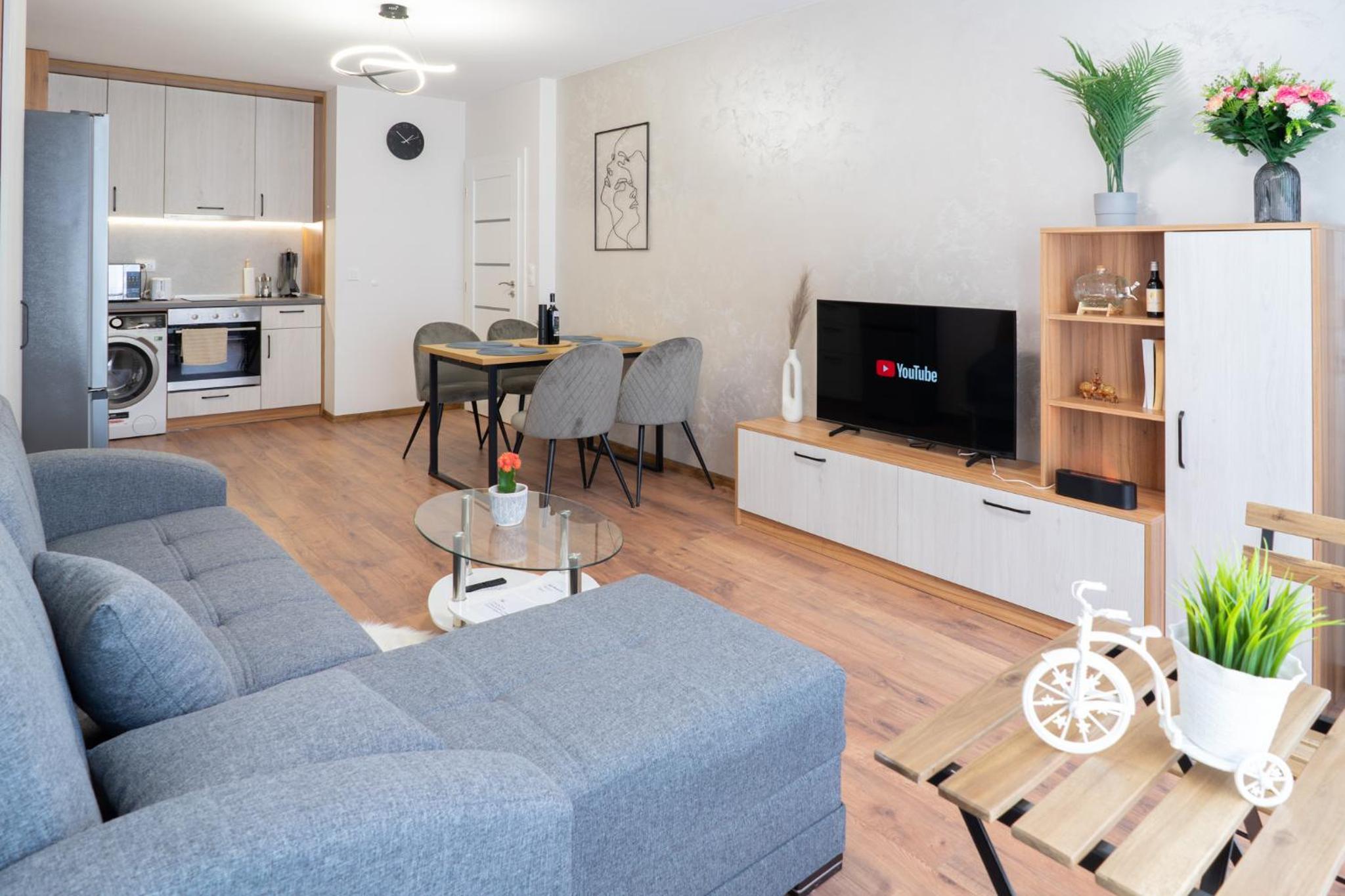 New Modern & Cozy apartment with FREE Private parking and EV charging station