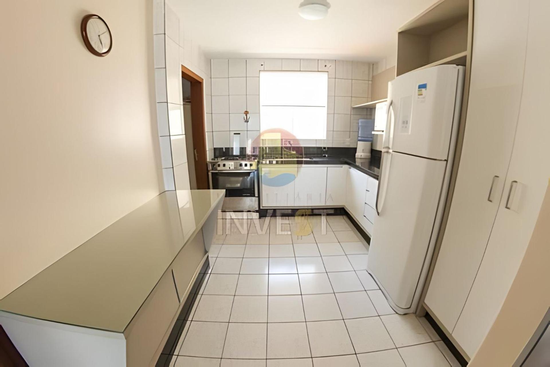 Lindo apartamento com vista mar frente a avenida