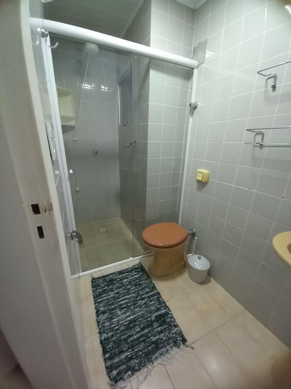 Apartamento em Bombinhas - 1 QUADRA DA PRAIA, CENTRO.