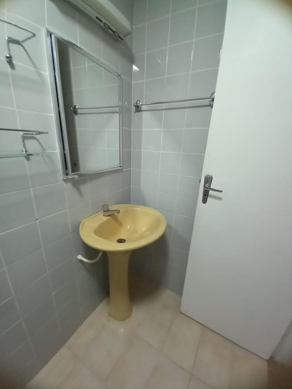 Apartamento em Bombinhas - 1 QUADRA DA PRAIA, CENTRO.