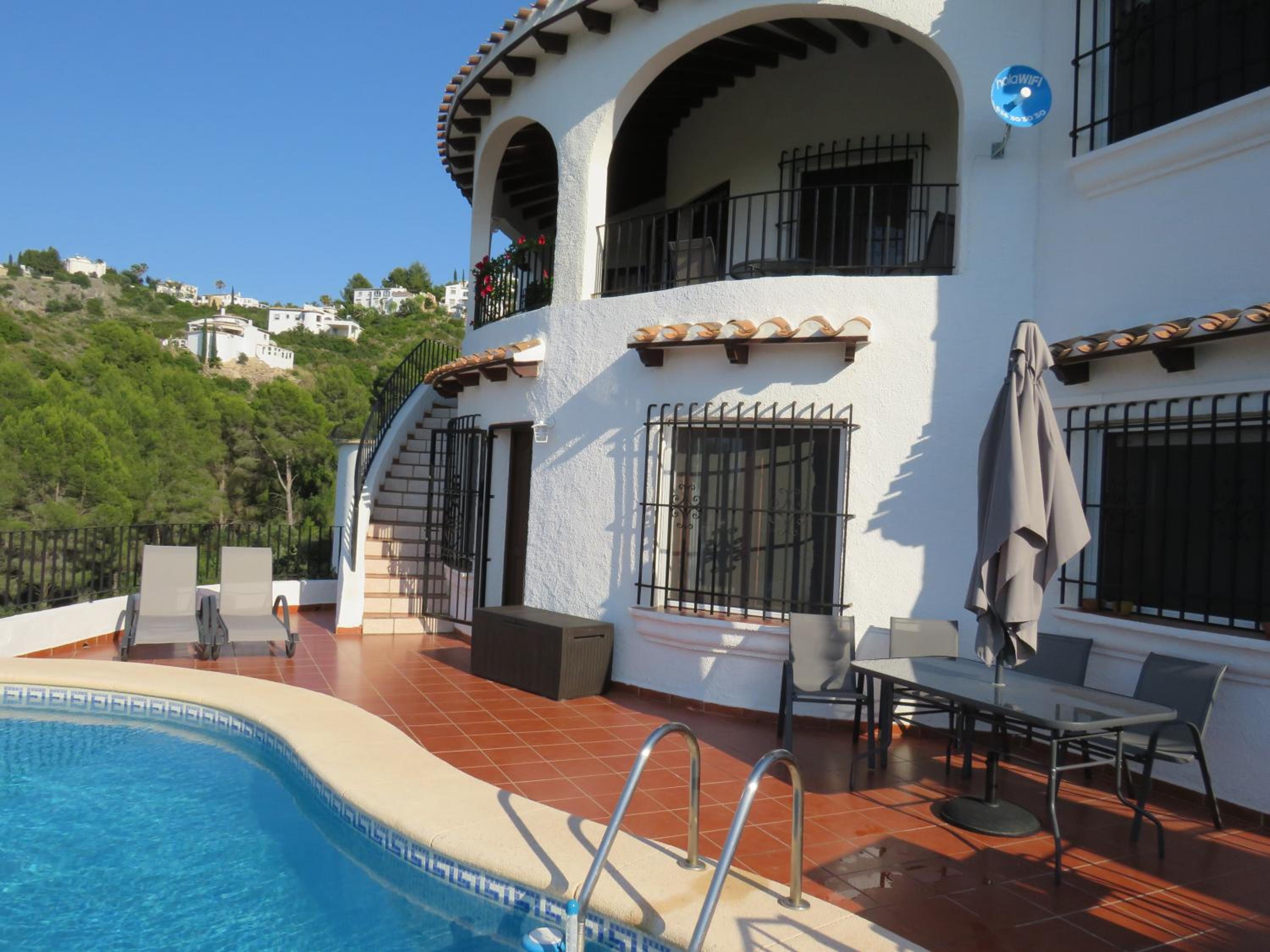 Maison avec logement indépendant, piscine privée et vue mer