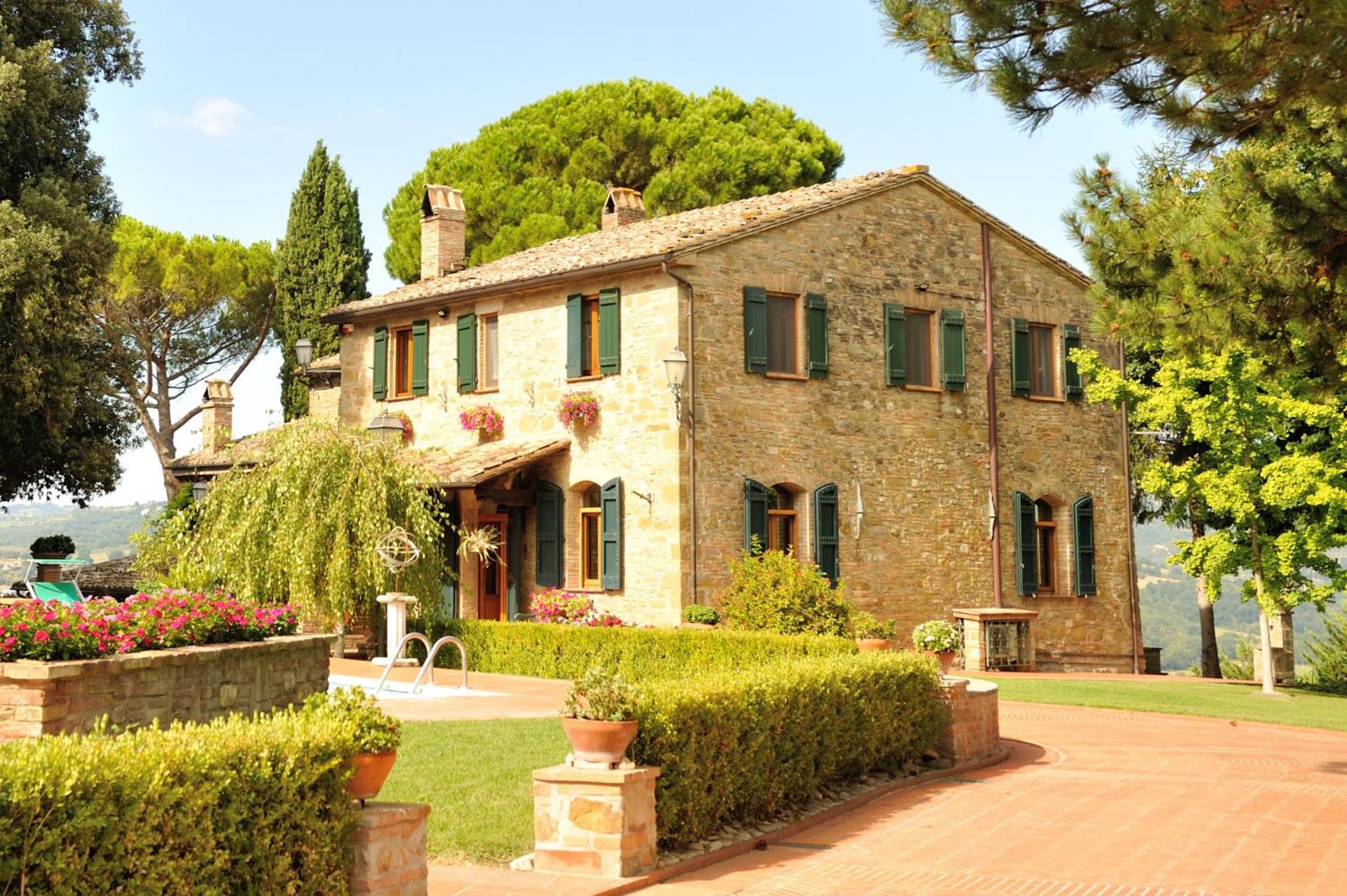 Villa Colombella - Teloni view 3