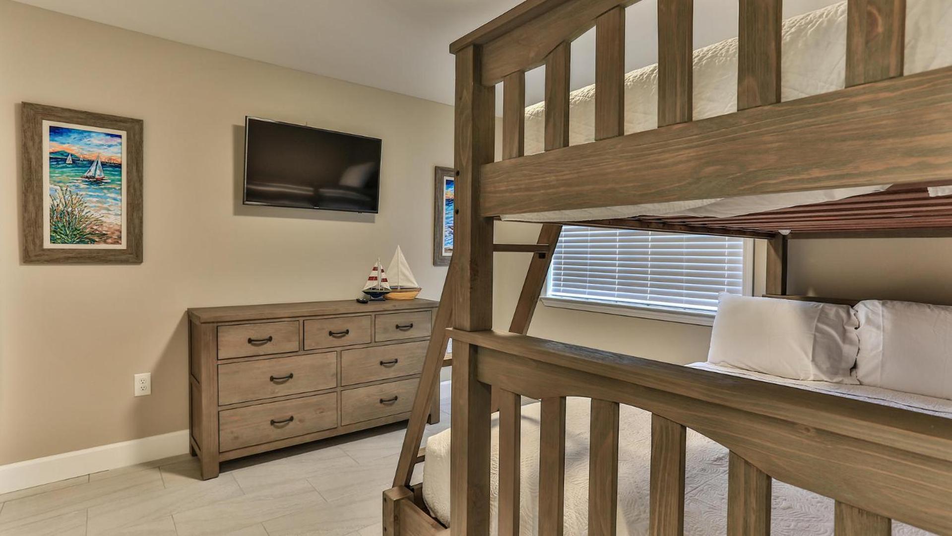 Southbay by the Gulf 131 a Completely Renovated 3 Bedroom Beach Front Townhome in Destin view 5