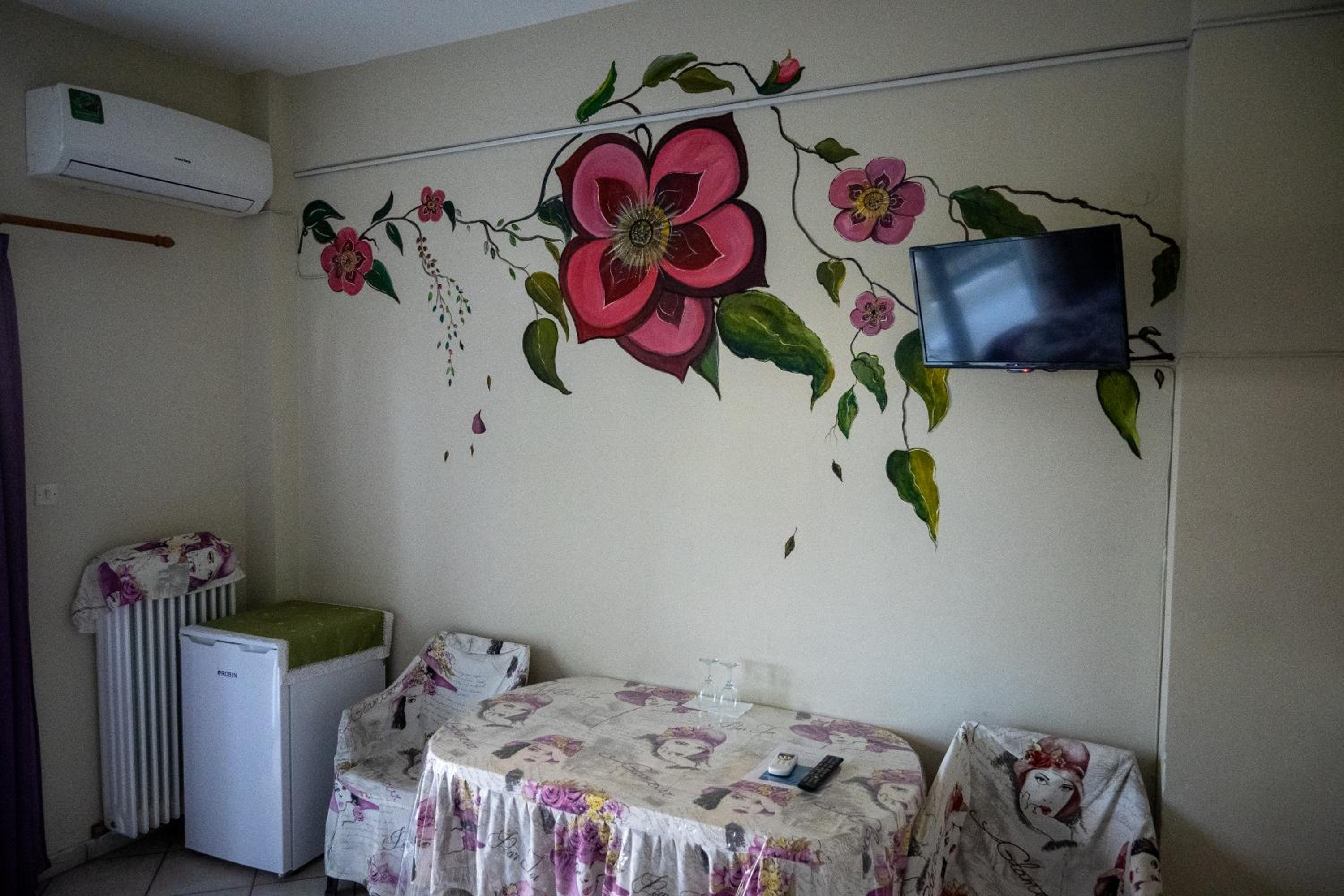 hotel room