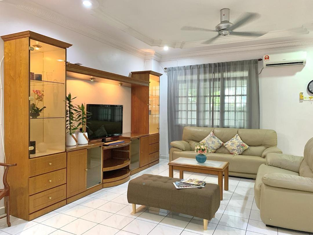 Cozy Modern Classic Home in Ipoh photo 6