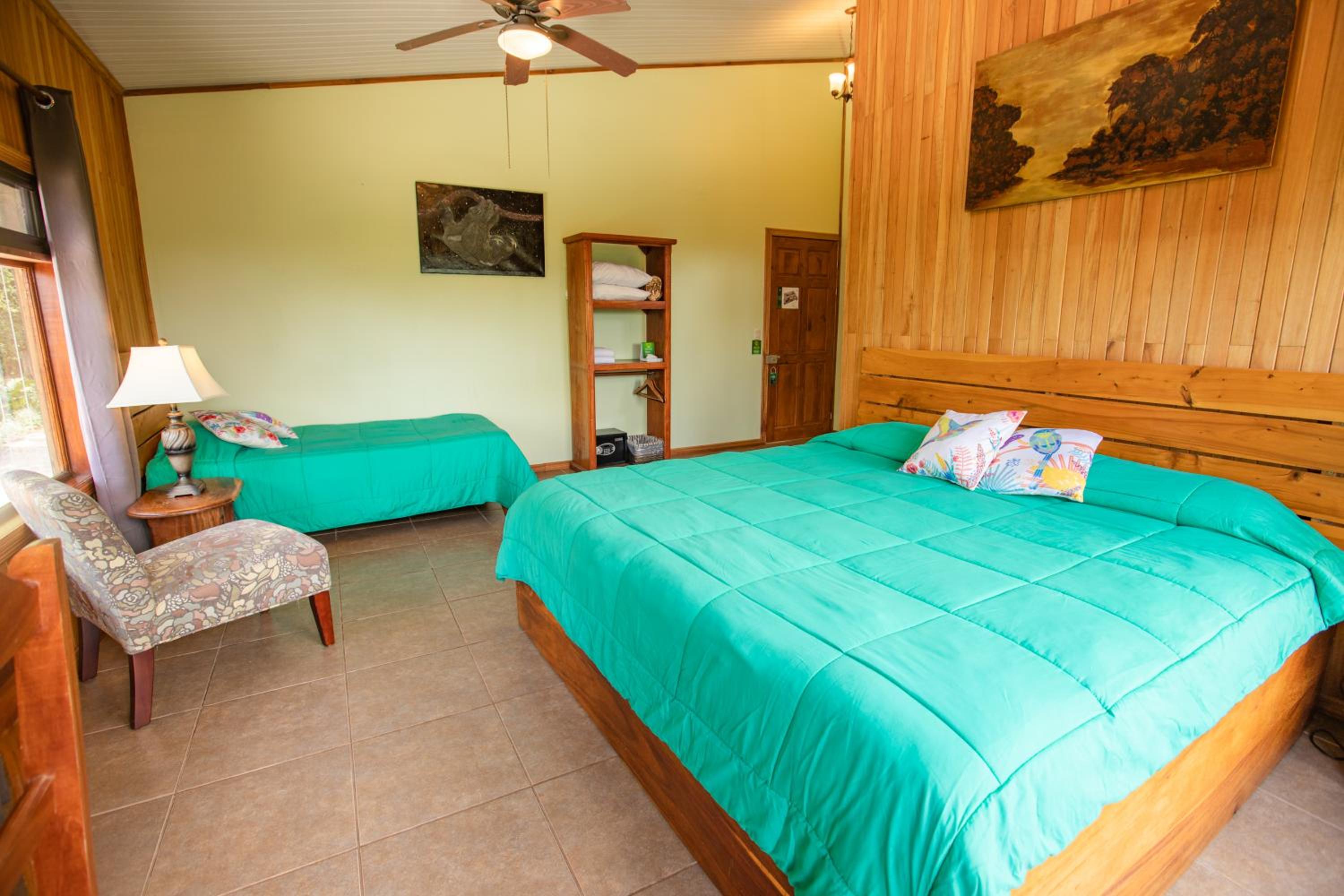 Cala Lodge