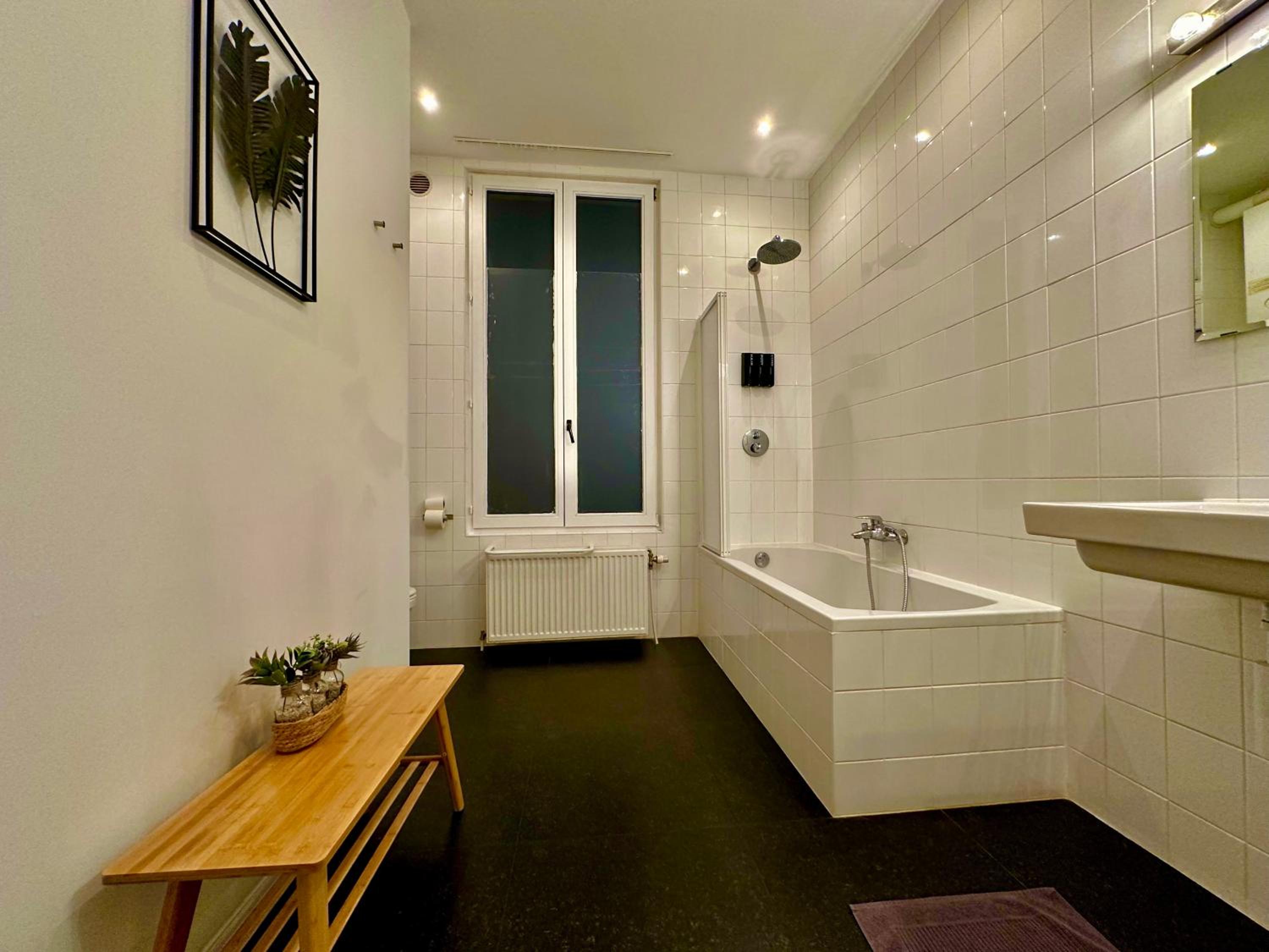 Luxury Suites Museum by Rikas Hotels
