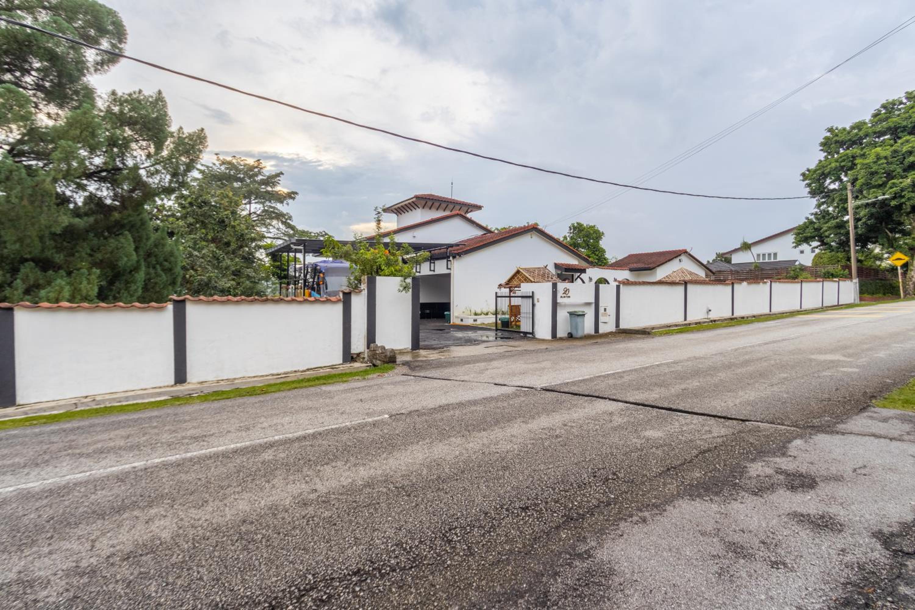 Bangsar Villa for groups, event space and family fun
