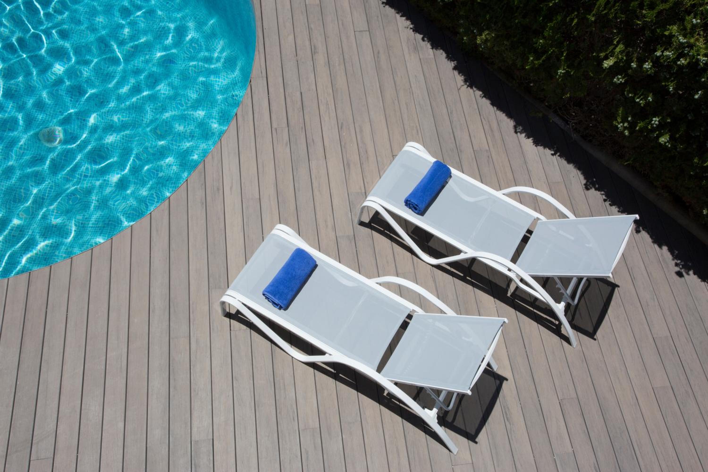 FERRERA SUITES