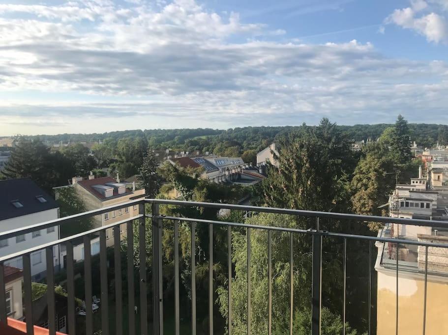 Großzügiges Dachterrassen-Appartment mit Klimaanlage und wunderbarem Ausblick über ganz Wien