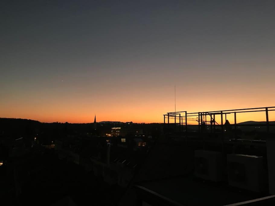 Großzügiges Dachterrassen-Appartment mit Klimaanlage und wunderbarem Ausblick über ganz Wien
