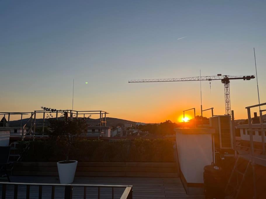 Großzügiges Dachterrassen-Appartment mit Klimaanlage und wunderbarem Ausblick über ganz Wien