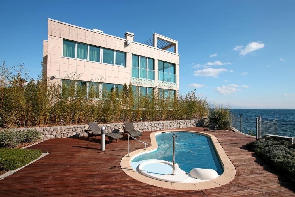 Villa Arentz - Front Sea Apartments