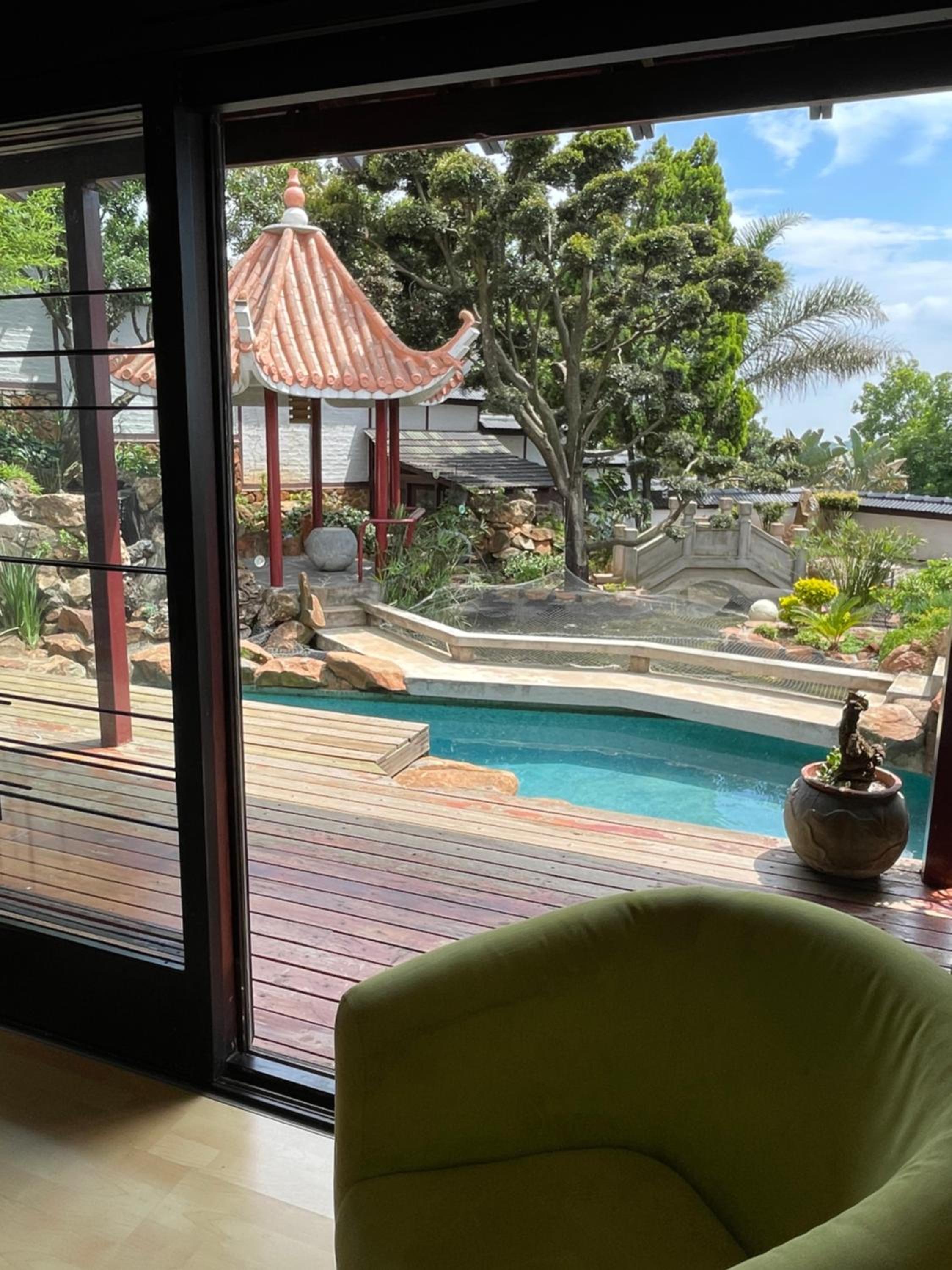 Oasis On Lily with OWN Pool