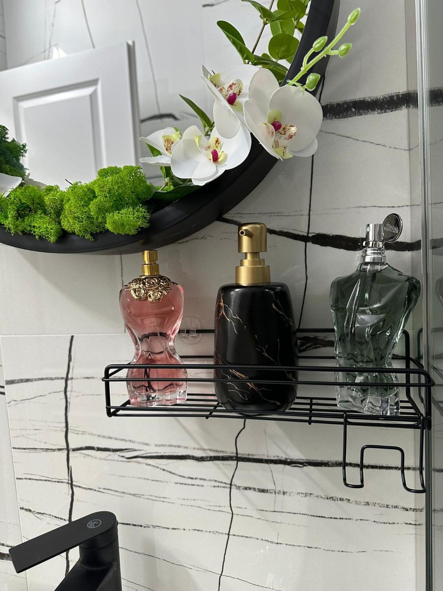 Evelyn Apartment
