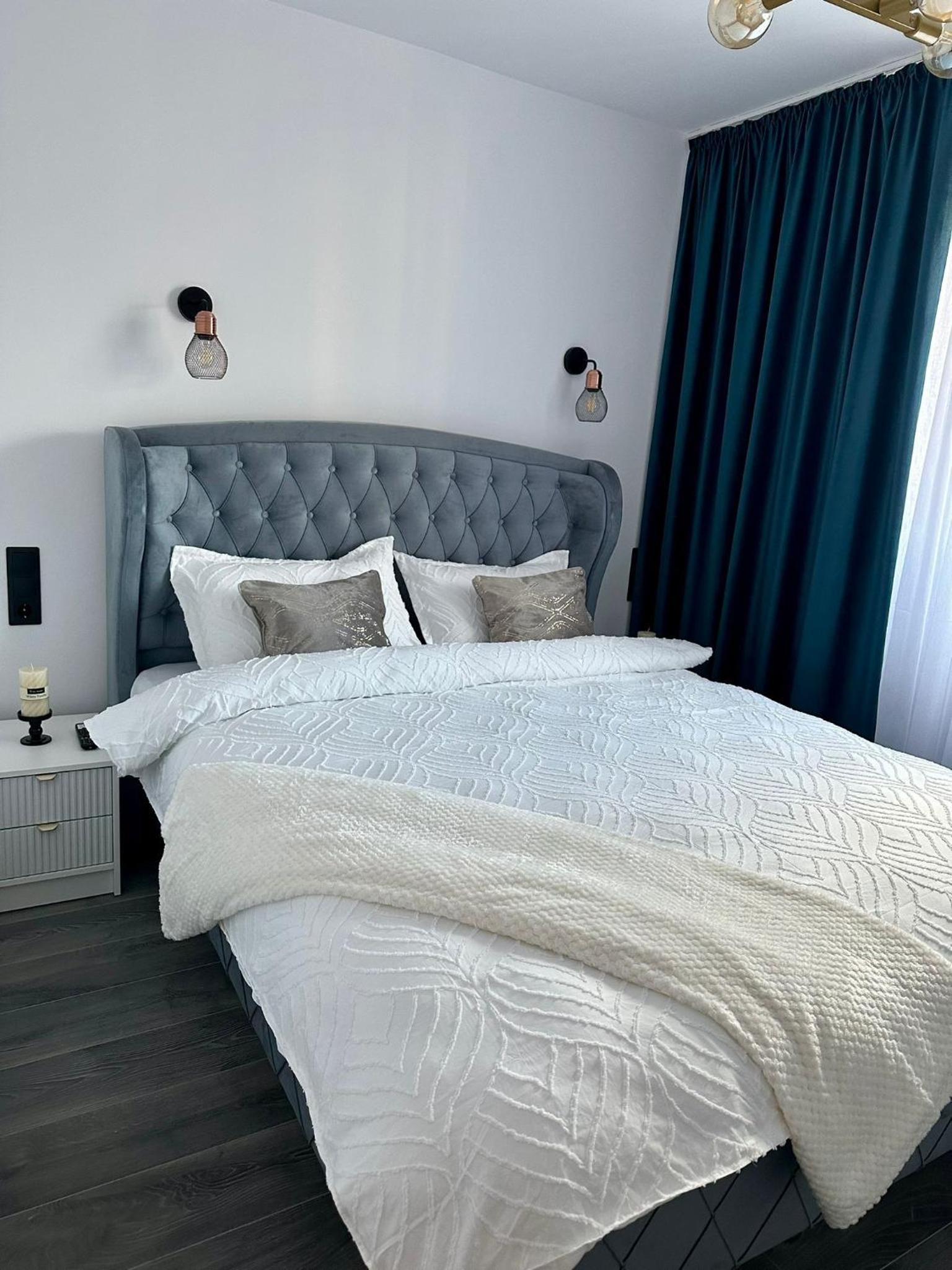 Evelyn Apartment
