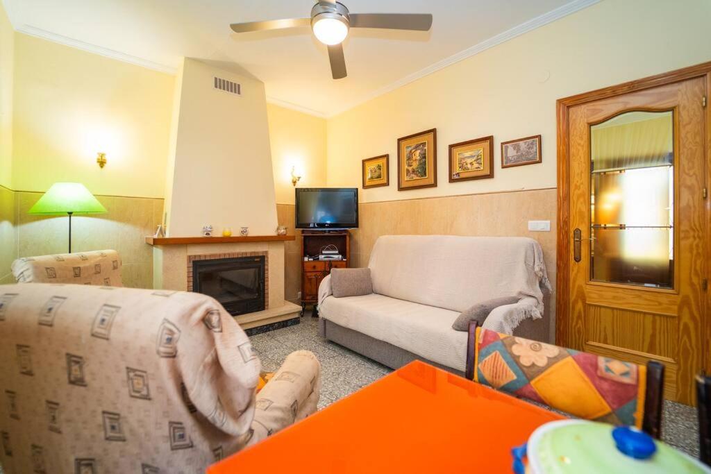 Quaint Vintage House near the Beach in Villajoyosa
