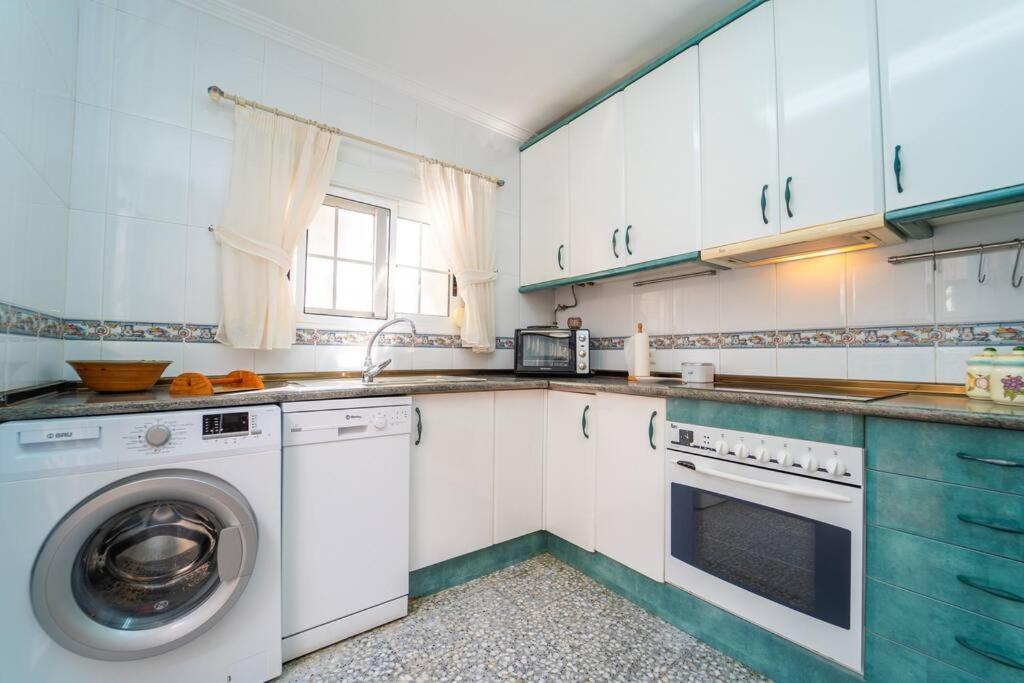 Quaint Vintage House near the Beach in Villajoyosa