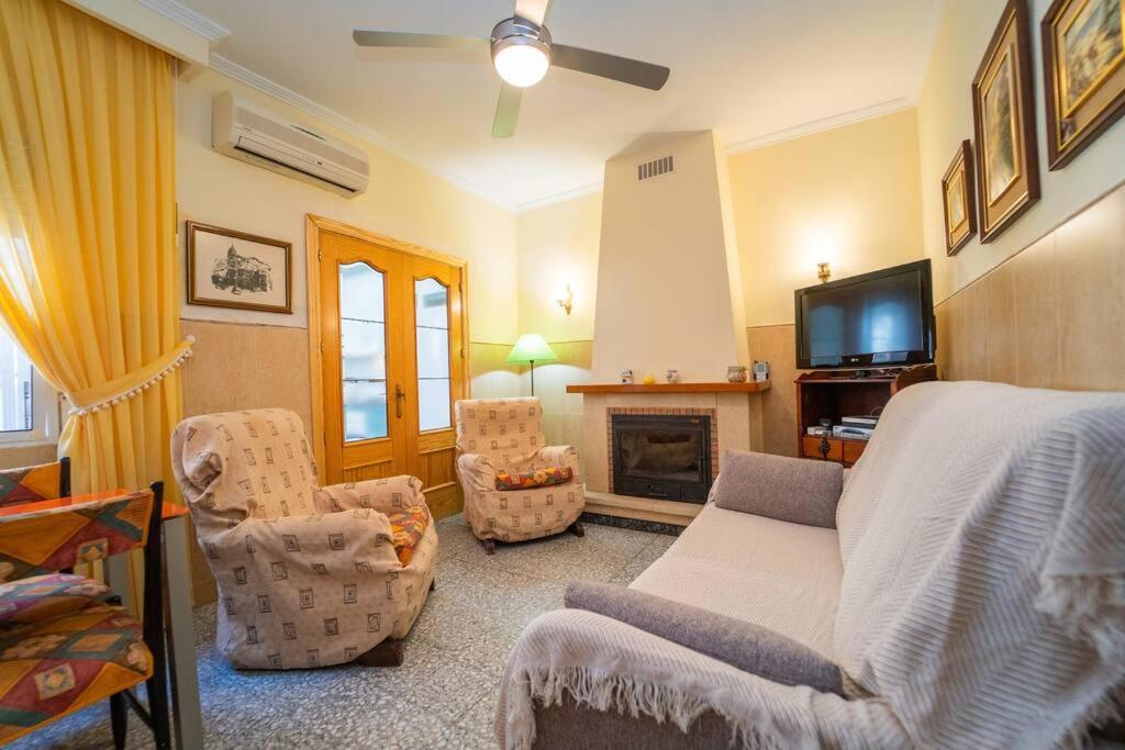 Quaint Vintage House near the Beach in Villajoyosa