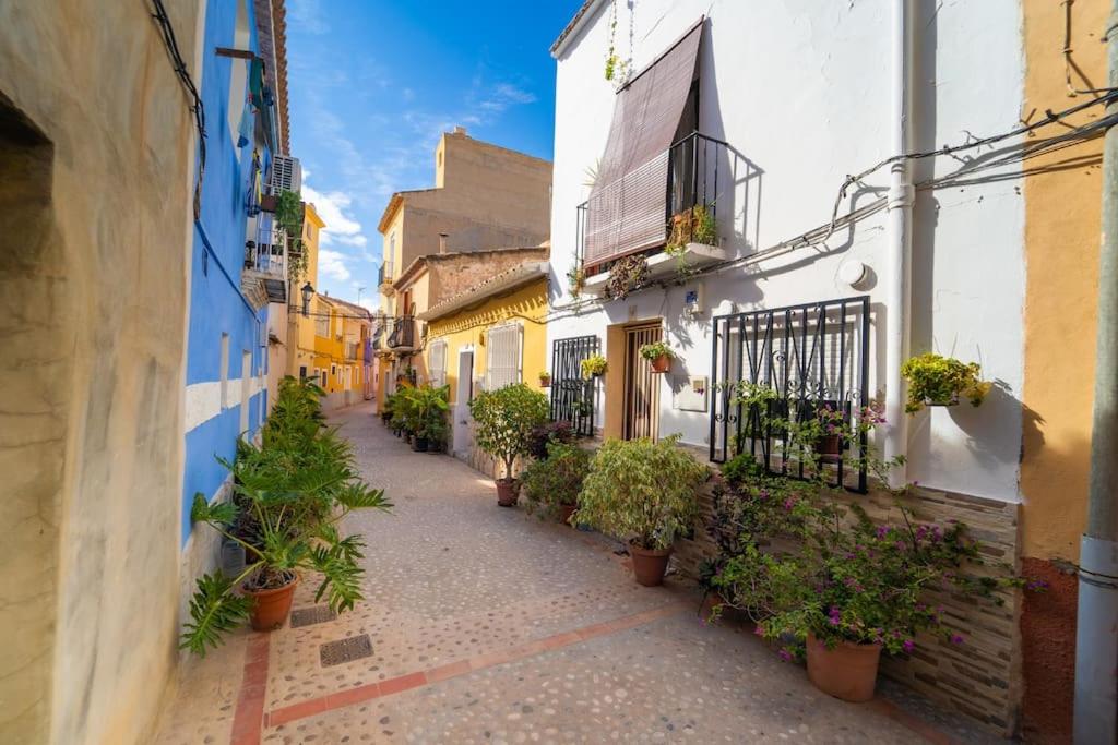 Quaint Vintage House near the Beach in Villajoyosa