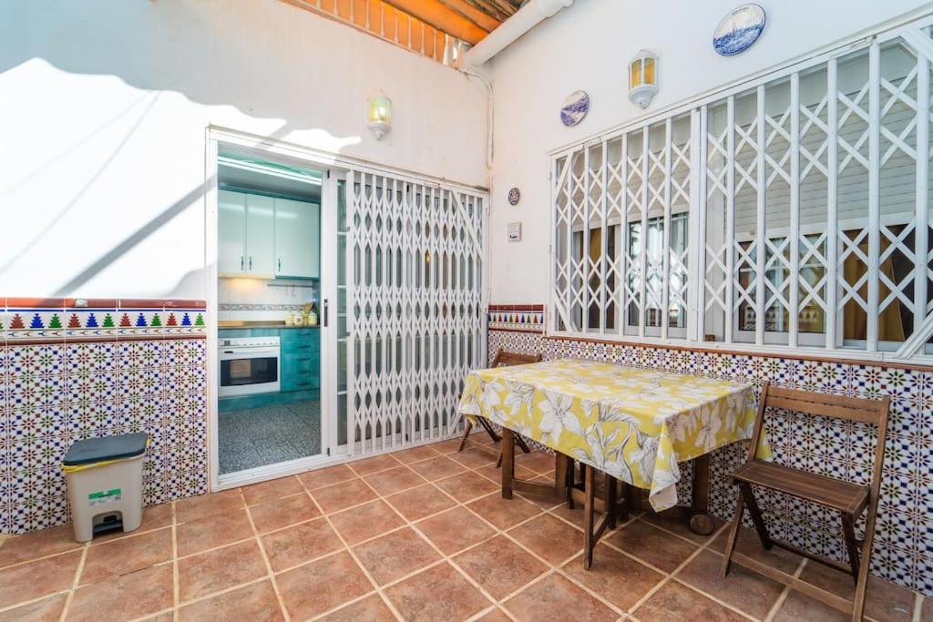 Quaint Vintage House near the Beach in Villajoyosa