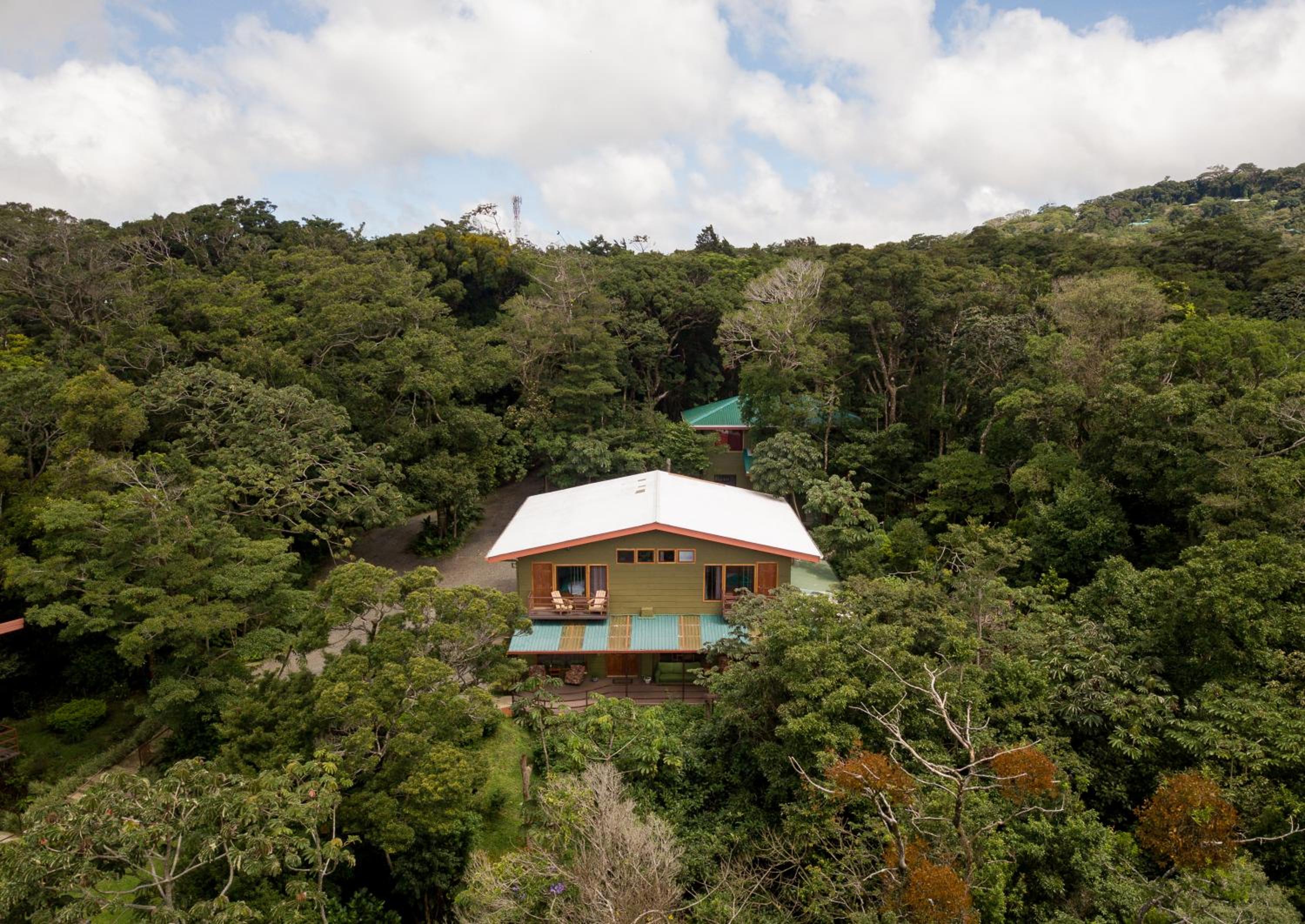 Cala Lodge