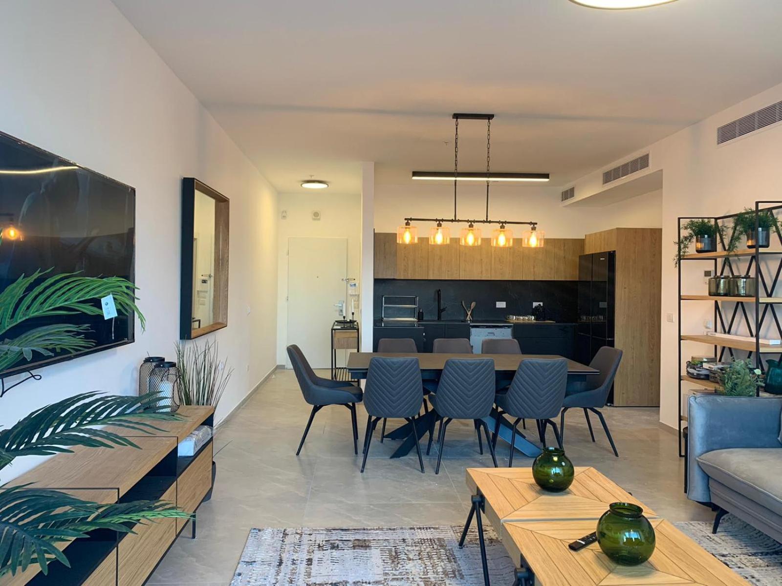 Brand New 3 Bedroom Apartment in Shalem Tower view 2