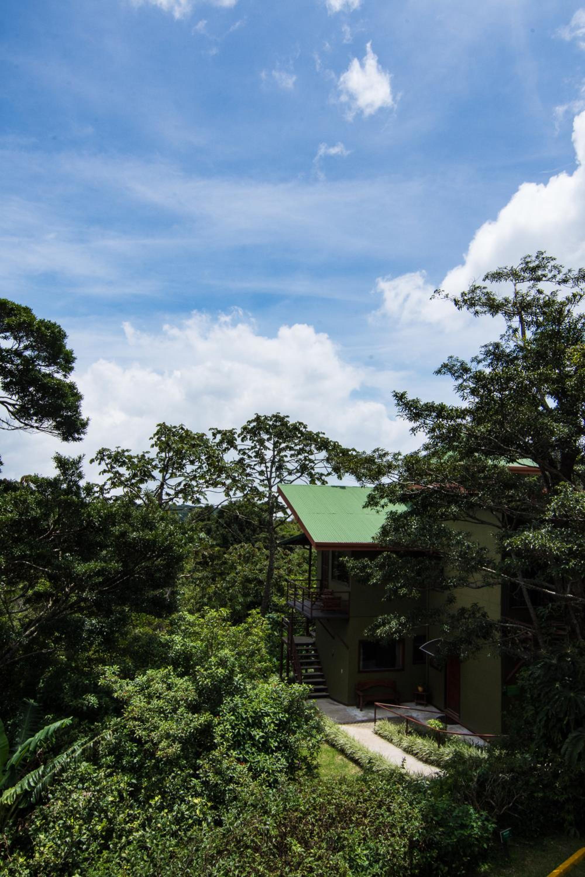 Cala Lodge