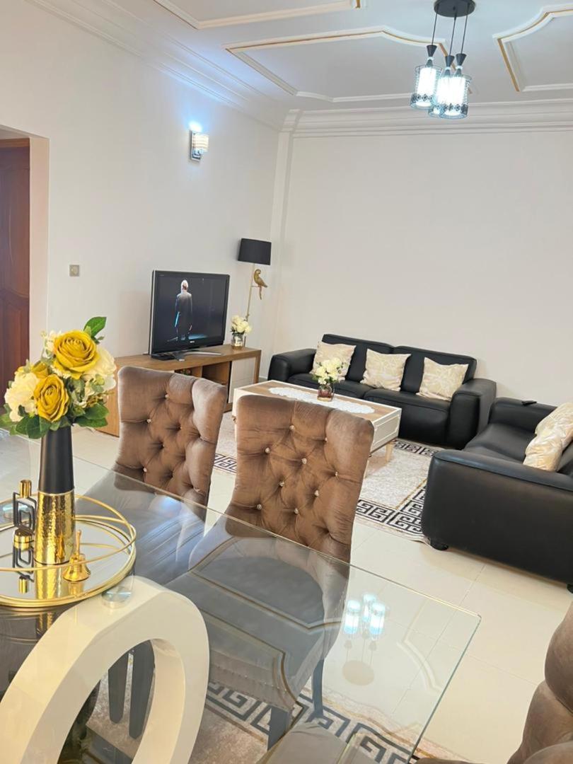 VIP Wohnung Ndogbong