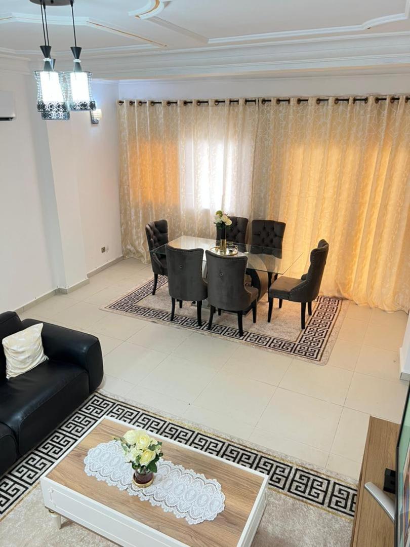 VIP Wohnung Ndogbong