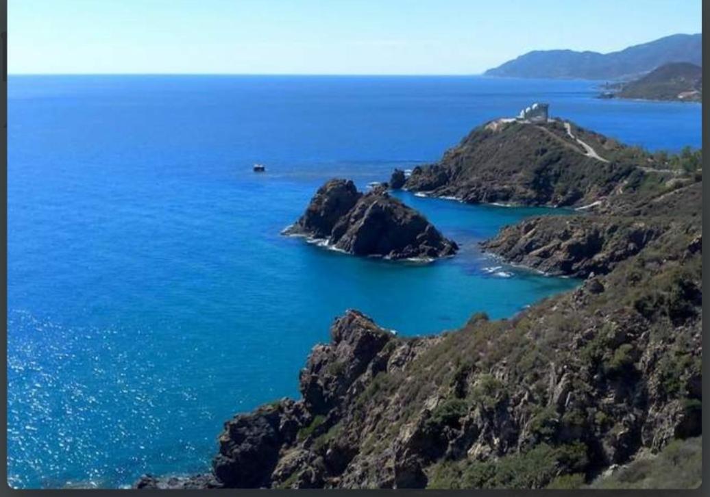 Villa Agasi piscina e vista mare