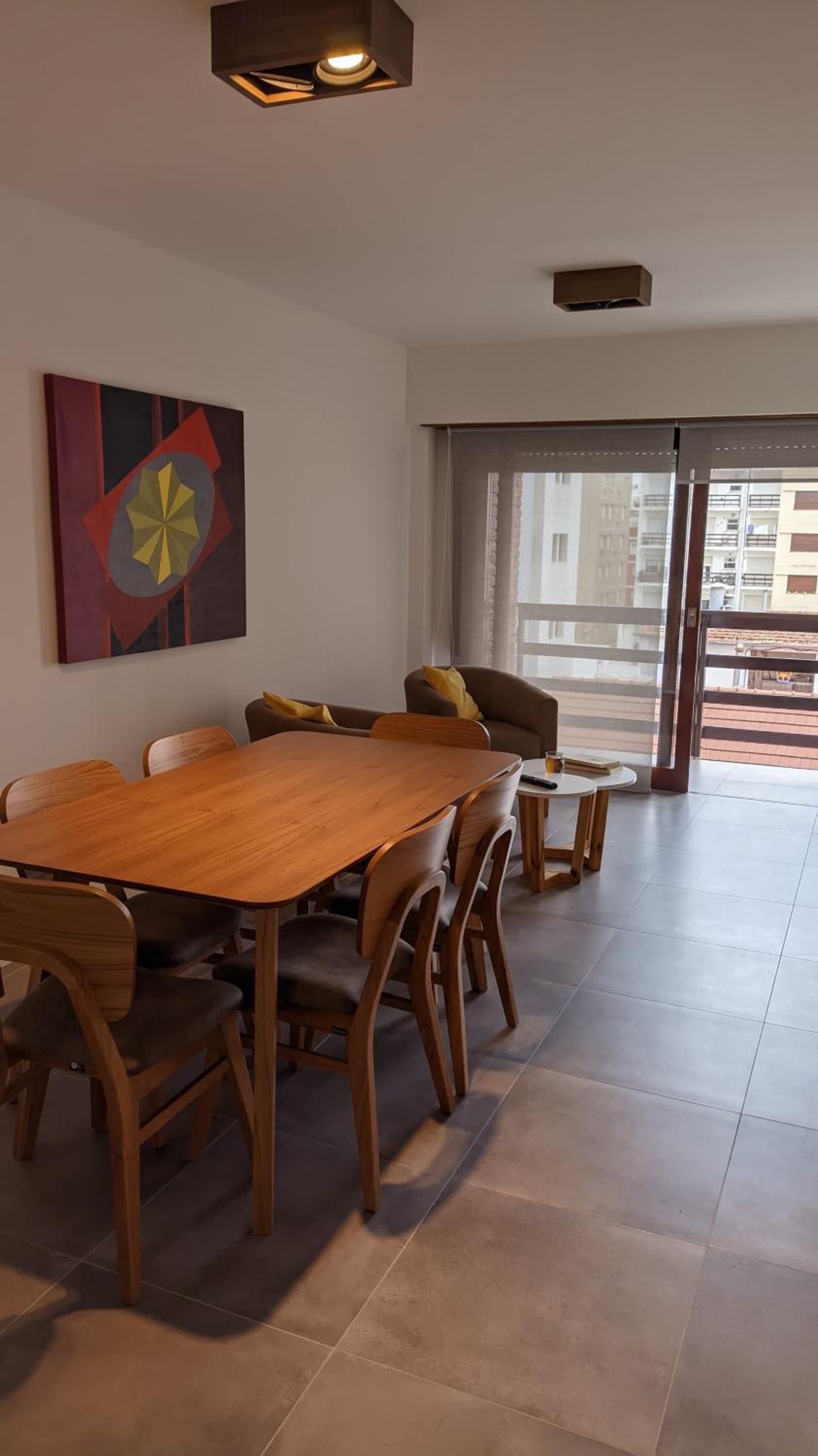 Departamento en Edificio Atenas XVII