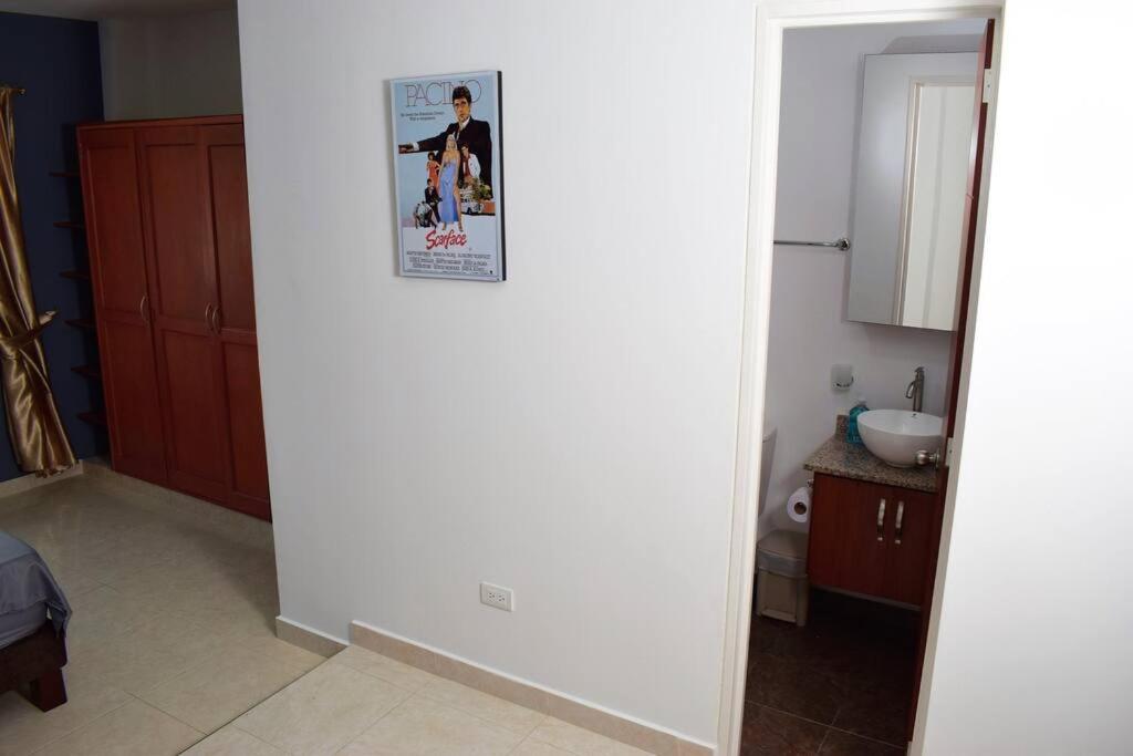 Amplio apartaestudio en pampalinda